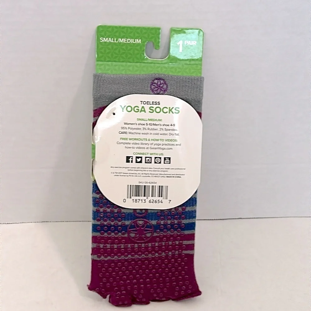 GAIAM yoga socks